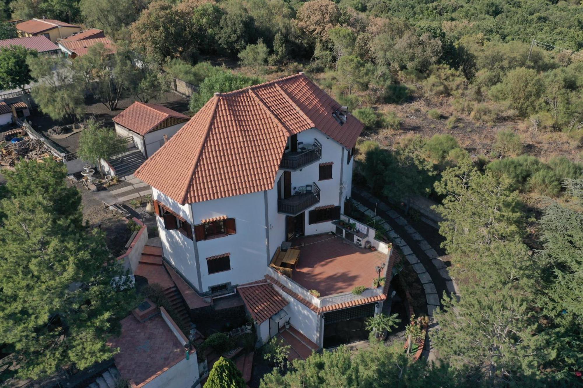 Villa Joele Nicolosi Exterior photo